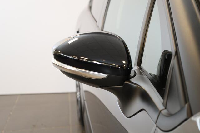 Citroen C3 PT 83 Shine Carplay | Camera | Lichtmetaal 17" | Keyless