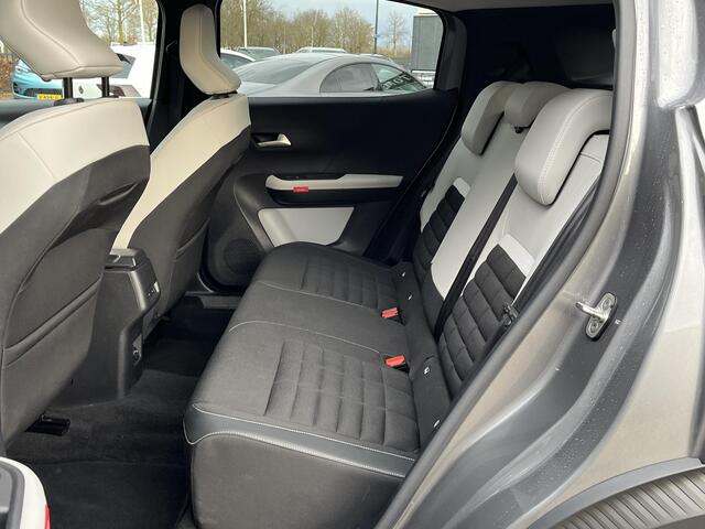 Citroen C3 Aircross 1.2 Hybrid 145 MAX e-DCS STOEL + STUURWIELVERWARMING | WINTERPAKKET | CAMERA | HEADUP | FABRIEKSGARANTIE | ALL IN PRIJS RIJKLAAR