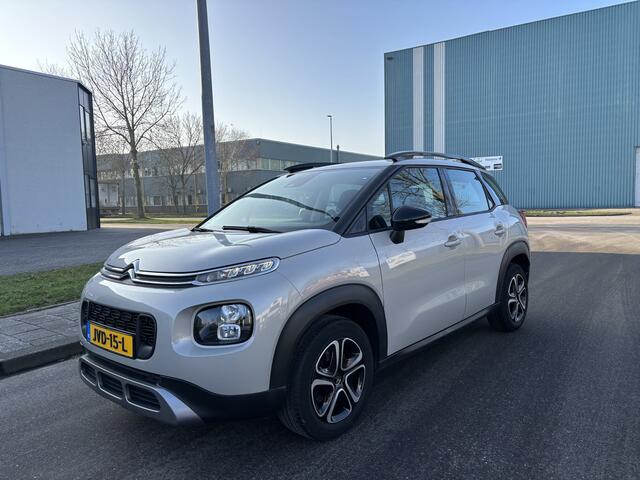 Citroen C3 Aircross 1.2i PureTech S&S Shine 110 PK. Mooie en als nieuw rijdende auto !!! Eerste eigenaar !!