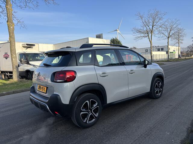 Citroen C3 Aircross 1.2i PureTech S&S Shine 110 PK. Mooie en als nieuw rijdende auto !!! Eerste eigenaar !!