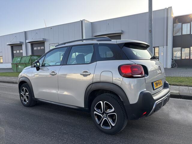 Citroen C3 Aircross 1.2i PureTech S&S Shine 110 PK. Mooie en als nieuw rijdende auto !!! Eerste eigenaar !!