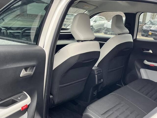 Citroen C3 Aircross 1.2 Hybrid 145pk Max STOEL + STUURWIELVERWARMING | WINTERPAKKET | CAMERA | HEAD-UP DISPLAY| FABRIEKSGARANTIE | ALL IN PRIJS RIJKLAAR |