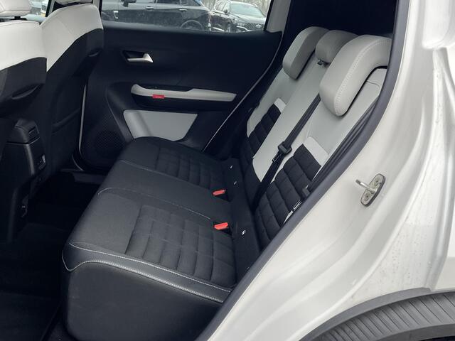 Citroen C3 Aircross 1.2 Hybrid 145pk Max STOEL + STUURWIELVERWARMING | WINTERPAKKET | CAMERA | HEAD-UP DISPLAY| FABRIEKSGARANTIE | ALL IN PRIJS RIJKLAAR |