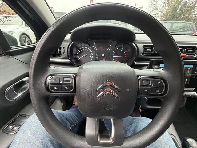 Citroen C3 1.2 PureTech Feel appelecar play Navi sportvelegen cruise contr . PDC Distrubusie vernieuwd .