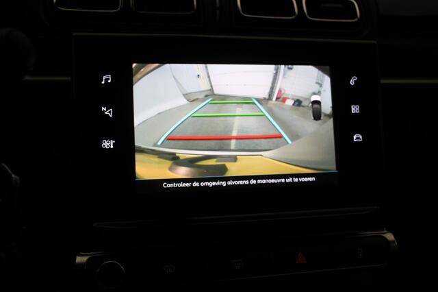 Citroen C3 1.2 PureTech Shine Automaat - Carplay, Navi, Cruise, Camera