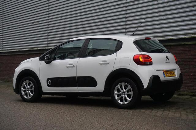 Citroen C3 1.2 PureTech Feel/Navigatie/Parkeersensoren/ Cruisecontrol.