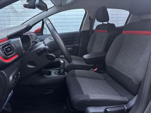 Citroen C3 Shine 1.2 Turbo 110pk | TWO-TONE! | KEYLESS | CAMERA | NAVI | APPLE CARPLAY / ANDROID AUTO | DONKER GLAS | DODEHOEK WAARSCHUWING | ISOFIX |