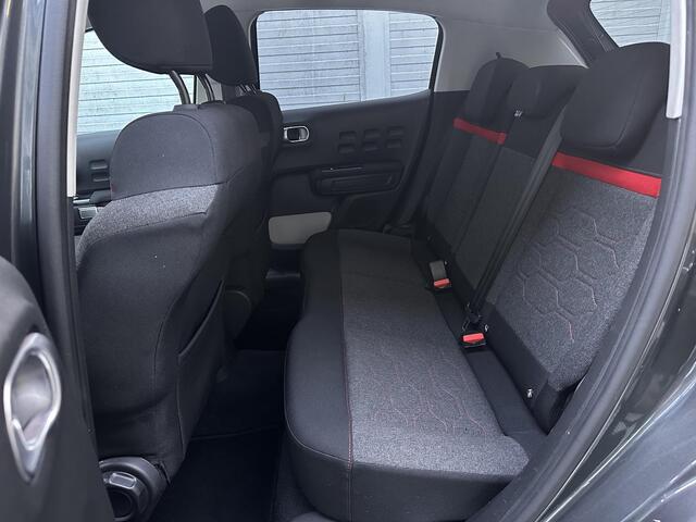 Citroen C3 Shine 1.2 Turbo 110pk | TWO-TONE! | KEYLESS | CAMERA | NAVI | APPLE CARPLAY / ANDROID AUTO | DONKER GLAS | DODEHOEK WAARSCHUWING | ISOFIX |