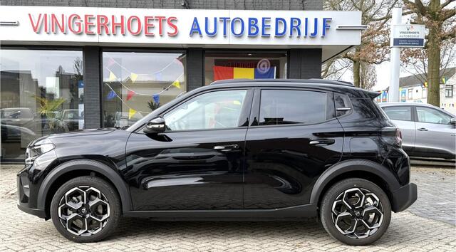 Citroen C3 Ë-C3 100% Elektrisch 113pk Comfort Range 44 kWh Superluxe MAX Uitvoering * Navigatie * Parkeer Camera * L.M. Velgen * Apple Car Play / Android Auto * Climate & Cruise Control * Vingerhoets; Vierde Generatie Eersteklas Service. Al meer dan 100 jaar een beg