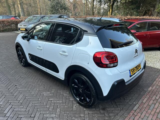 Citroen C3 1.2 Shine Navi, Camera, Carplay, 17" LMV, Trekhaak afn.