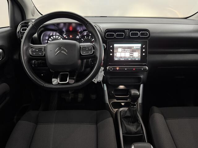 Citroen C3 Aircross 1.2 PureTech S&S Shine Panoramadak, Navi, Parkeersensoren, Cruise control, Lichtmetalen velgen, Radio