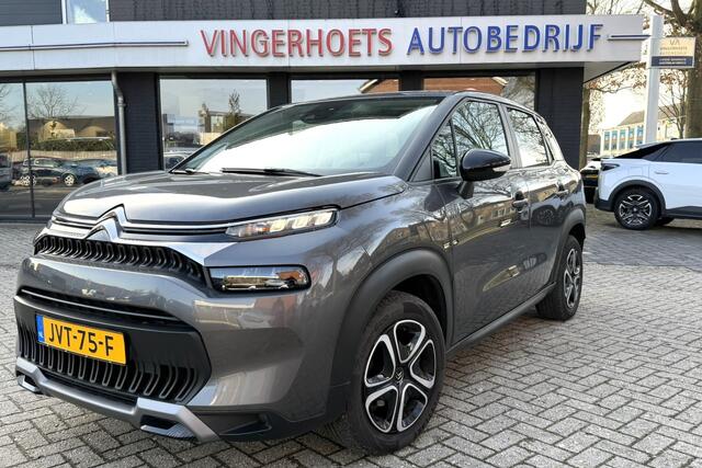 Citroen C3 Aircross 110 Pk Benzine * Hoge Zit Positie * * Airco * Cruise Control * Navigatie & Spotify via Apple Car Play / Android Auto * Dab Radio * Parkeer Sensoren * Vingerhoets; Vierde Generatie Eersteklas Service. Al meer dan 100 jaar een begrip in de Brabants