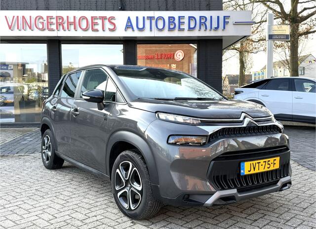 Citroen C3 Aircross 110 Pk Benzine * Hoge Zit Positie * * Airco * Cruise Control * Navigatie & Spotify via Apple Car Play / Android Auto * Dab Radio * Parkeer Sensoren * Vingerhoets; Vierde Generatie Eersteklas Service. Al meer dan 100 jaar een begrip in de Brabants