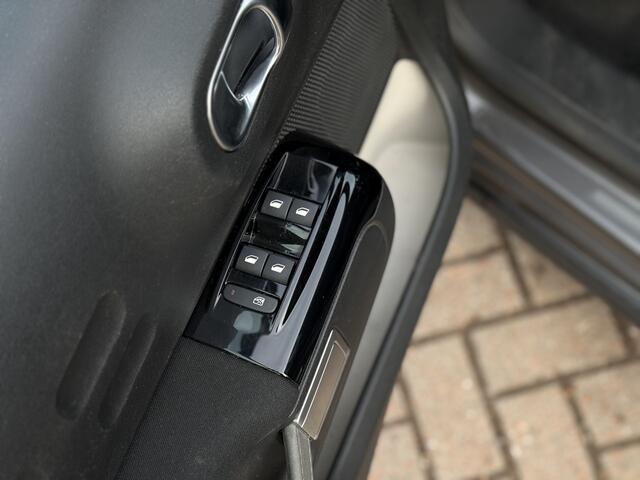 Citroen C3 1.2 PureTech Shine | Camera | Navigatie | Apple Carplay/Android Auto | Cruise | LM Velgen | RIJKLAARPRIJS INCL 12 MAANDEN GARANTIE EN BEURT