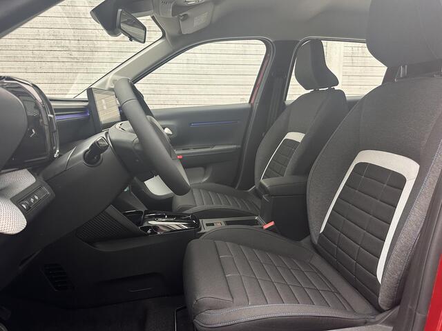 Citroen C3 Business 1.2 Hybrid 110pk e-DCS6 | TWO-TONE! | APPLE CARPLAY / ANDROID AUTO | PARKEERSENSOREN |