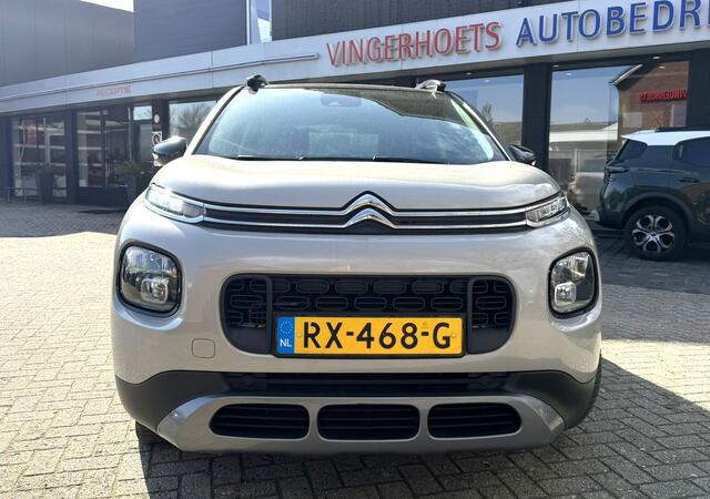 Citroen C3 Aircross 110 Pk Benzine Shine * Climate & Cruise Control * Navigatie * L.M. Velgen * Parkeersensoren * Hoge Zit * Vingerhoets; Vierde Generatie Eersteklas Service. Al meer dan 100 jaar een begrip in de Brabantse Kempen.