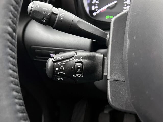 Citroen C3 Aircross 1.2 C-Series 110PK | Navigatie | Climate Control | Cruise Control | Parkeersensoren Achter | DAB ontvanger | 16" Lichtmetalen Velgen | Apple Carplay/Android Auto |