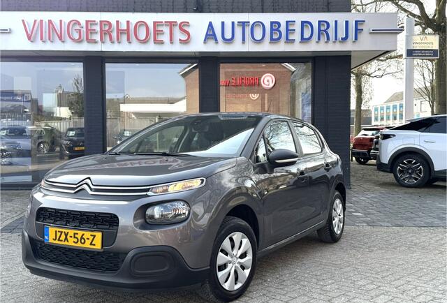 Citroen C3 Benzine 5-Deurs * Hele Mooie * * Climate & Cruise Control * Navigatie & Spotify via Apple Carplay / Android Auto * Vingerhoets; Vierde Generatie Eersteklas Service. Al meer dan 100 jaar een begrip in de Brabantse Kempen.