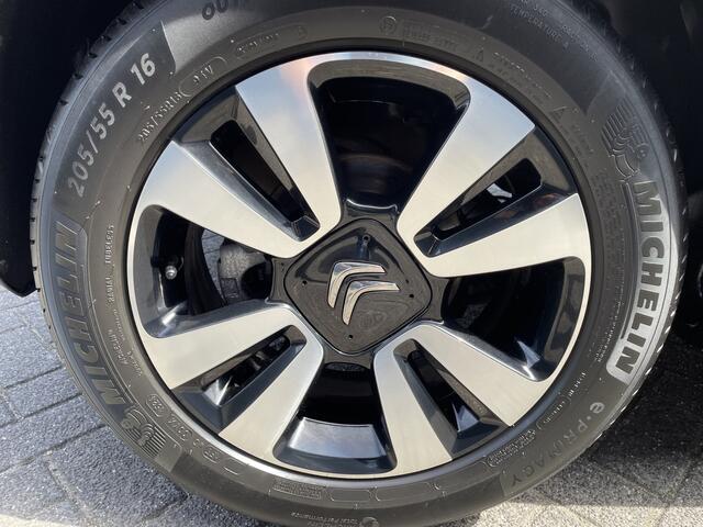 Citroen C3 110pk Shine (Camera - Keyless Entry - Navigatie - Automatische Airco - Apple Carplay - LED)