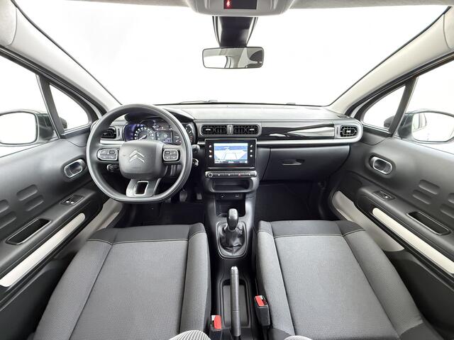 Citroen C3 1.2 Navi Apple Carplay Android MirrorLink PDC Connect LMv Ecc Cruise Elektr.Spiegels+Verwarmd SpoorAssist Regensensor Feel Tel. Apps Usb Isofix Elek.Ramen/Spiegels Lane Assist S&S Tech Feel Distributie bij 89.194 km vervangen! Slechts 40 euro per maand we