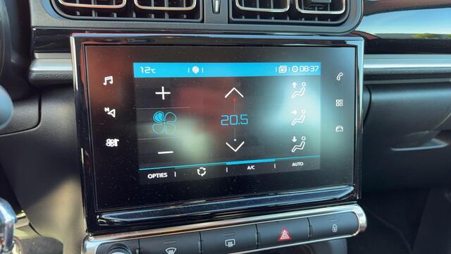 Citroen C3 1.2 PureTech Shine AUTOMAAT / DRIEM VV / CAMERA / TREKHAAK / CARPLAY / NAVI / CLIMA / PDC / BLUETOOTH / CRUISE