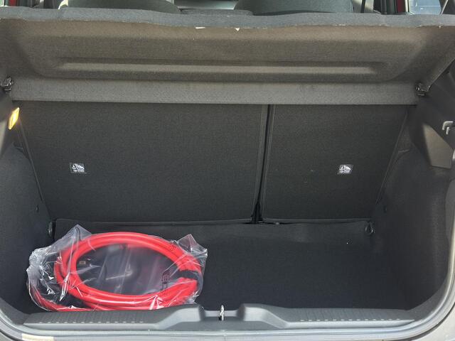 Citroen C3 Ë-C3 Plus 113pk Comfort Range 44 kWh | Comfort Stoelen | Apple Carplay/Android Auto | Parkeersensoren | Full LED | DAB | Cruise Control | Airco | Draadloze telefoonlader |