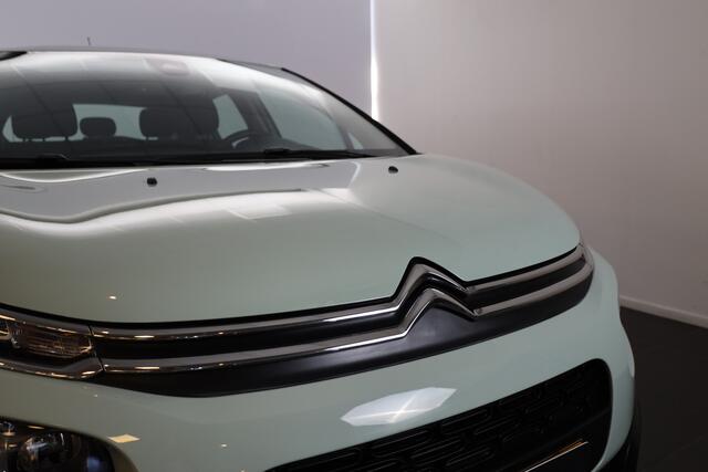 Citroen C3 PT 82 Shine 17" | Camera | Carplay/AndroidAuto