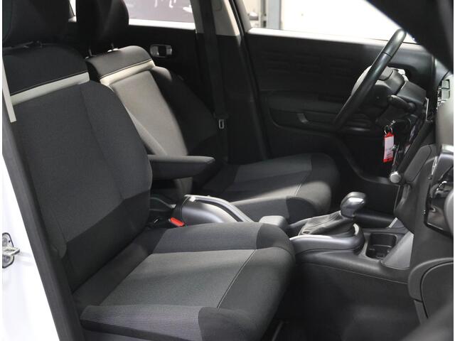 Citroen C3 Aircross 130PK Shine | 1ste eigenaar | AppleCarplay/AndroidAuto | AUTOMAAT | Stoelverwarming | Parkeersensoren | Navigatie | Climate Control | Cruise Control | AUTOMAAT | Isofix | Privacy Glass | Two-Tone |