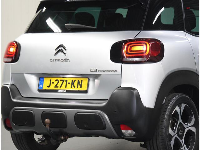 Citroen C3 Aircross 1.2 110PK S&S Shine | AppleCarplay/AndroidAuto | Armsteun | Schuifkanteldak | Climate Control | Cruise Control | Navigatie | Isofix | Parkeersensoren | Privacy Glass | Trekhaak | Privacy Glass |