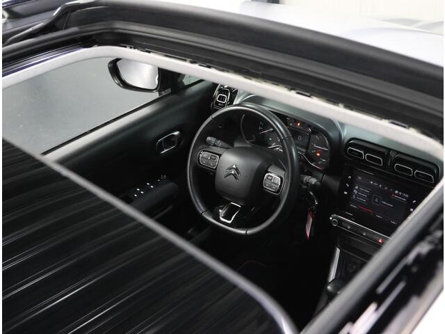 Citroen C3 Aircross 1.2 110PK S&S Shine | AppleCarplay/AndroidAuto | Armsteun | Schuifkanteldak | Climate Control | Cruise Control | Navigatie | Isofix | Parkeersensoren | Privacy Glass | Trekhaak | Privacy Glass |