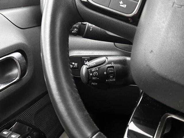Citroen C3 110pk Shine | Rijklaar | 17" Cross black velgen | Navigatie