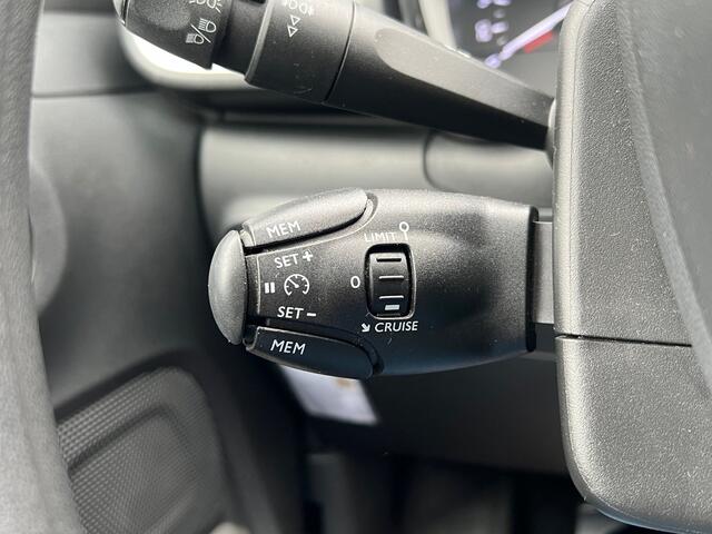 Citroen C3 BWJ 12-2017 | 1.2PT 82PK Feel Edition | CLIMA | NAVI | CRUISE | CARPLAY | PDC | LMV |