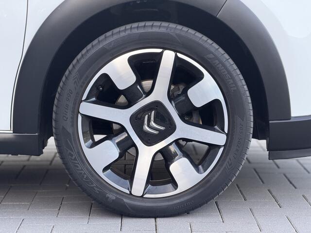 Citroen C3 1.2 PureTech Shine | Apple CarPlay | Camera | Climate Control | 17"