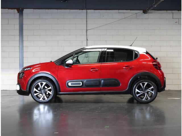 Citroen C3 110PK Shine | 1ste eigenaar | AppleCarplay/AndroidAuto | Dodehoekdetectie | Camera | Parkeersensoren VOOR + Achter | Navigatie | AUTOMAAT | LEER/Stof | Isofix | Privacy Glass | Parkeersensoren |