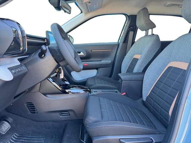 Citroen C3 Aircross 1.2 Hybrid 145pk Plus | 7 ZITS | CARPLAY | CAMERA | TWO TONE | CLIMATE CONTROL