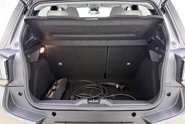 Citroen C3 Ë-C3 Max 113pk 44 kWh | Navigatie | Climate control | Camera | DAB Radio | Dakrails | Lichtmetalen velgen