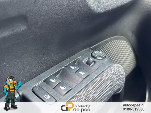 Citroen C3 Aircross 1.2 PureTech S&S Shine GARANTIE/CRUISE/CLIMA/CARPLAY/PARKEERSENS. V+A/CAMERA/KEYLESS/LICHTMETAAL rijklaarprijs!