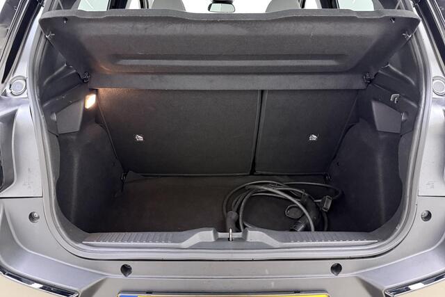 Citroen C3 Ë-C3 Max 113pk 44 kWh | Navigatie | Climate Control | Camera | Apple Carplay - Android Auto | Lichtmetalen Velgen | Dakrails