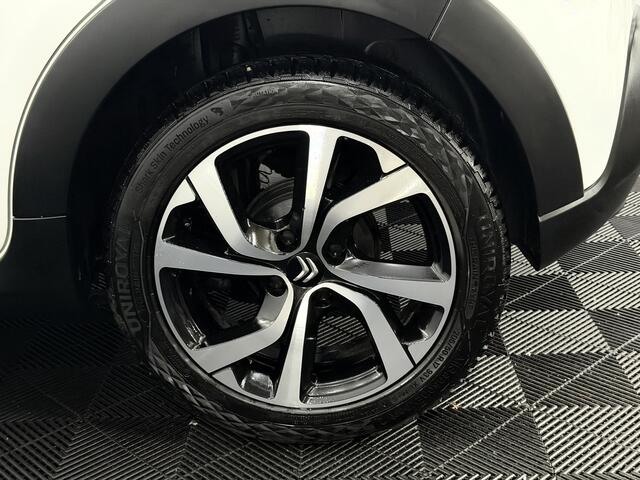 Citroen C3 1.2 PureTech Feel Camera, Navi, Keyless start, Cruise control, Apple carplay, Lichtmetalen velgen, Clima