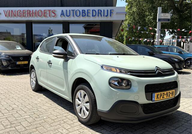 Citroen C3 Benzine 5-Deurs 70 Pk * Airco * Cruise Control * Bluetooth * 5-Deurs * Mint * Vingerhoets; Vierde Generatie Eersteklas Service. Al meer dan 100 jaar een begrip in de Brabantse Kempen