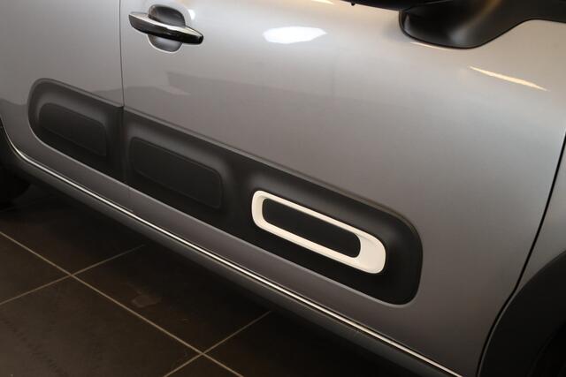 Citroen C3 PT 110 Shine 17" All season | Camera | Parkeer Sensoren | Keyless