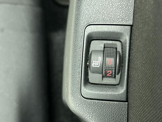 Citroen C3 1.5 HDi 102PK Shine / Distributie riem vervangen bij 76702KM / Stoelverwarming / 1/2 Leder / Airco-ecc. / Navigatie / Pack City Safety / Apk 04-2026