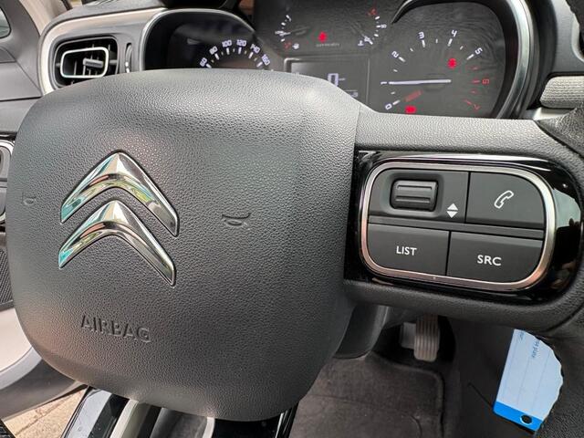 Citroen C3 1.2 SHINE Navi CarPlay, Camera, Panorama, Cruise, 17Inch