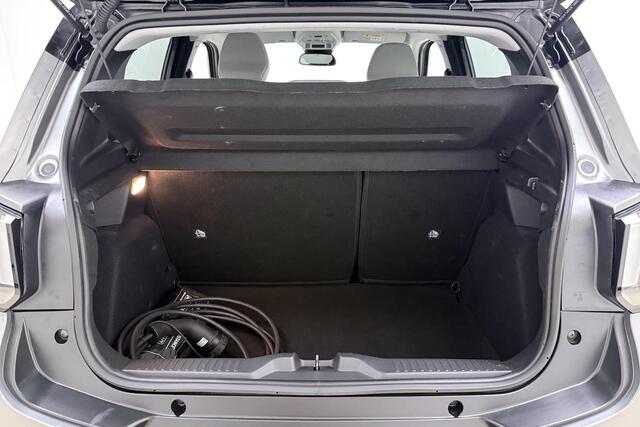Citroen C3 Ë-C3 Max 113pk 44 kWh | Navigatie | Climate control | Camera | 17" Lichtmetalen velgen | Dakrails | Extra getint glas