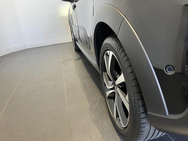 Citroen C3 1.2 PureTech Shine | APPLE CARPLAY & ANDROID AUTO | NAVIGATIE | DAB |