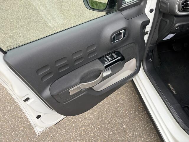 Citroen C3 1.2 PureTech Shine / AUTOMAAT / NAVI / CRUISE / INCL BTW
