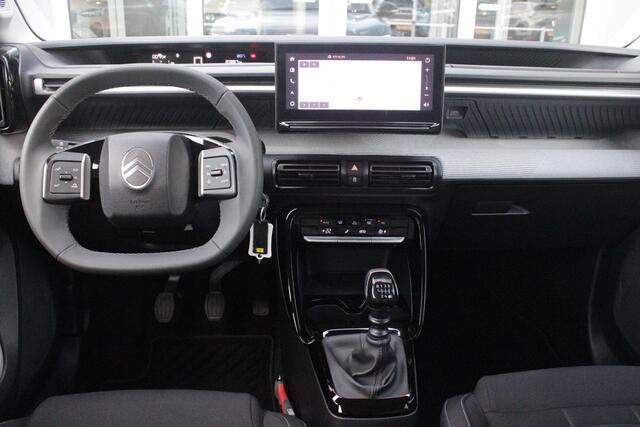 Citroen C3 1.2 100PK MAX | AFNEEMBARE TREKHAAK | POLAR WHITE DAK | MONTE CARLO BLUE | ACHTERUITRIJ CAMERA | 17" LICHTMETALEN VELGEN "ATACAMITE" | NAVIGATIE | DRAADLOZE APPLE CARPLAY/ANDROID AUTO | DRAADLOZE TELEFOONLADER | GETINTE ACHTERRUITEN | LED KOPLAMPEN | CLIMATE CONTROL | DAKRAILS "GLOSSY BLACK" | CRUISE CONTROL |