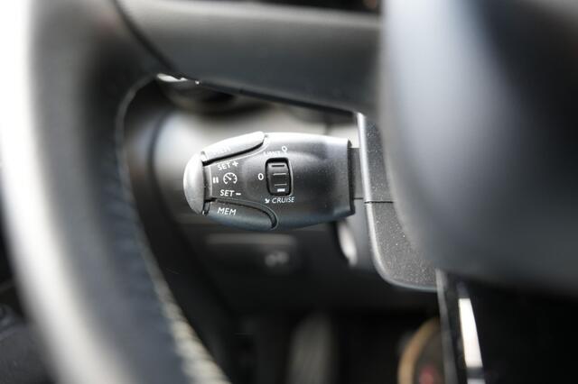 Citroen C3 1.2 PT SenS SHINE, Leerpakket, Navi, Carplay