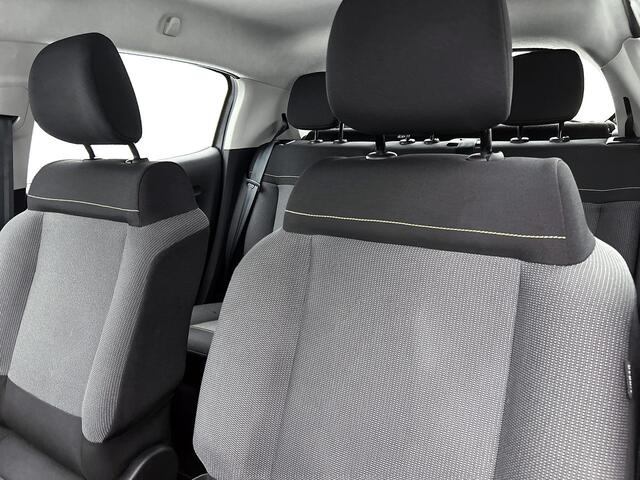 Citroen C3 83pk C-Series | Rijklaar Connect Nav | Apple Carplay | LED koplampen |