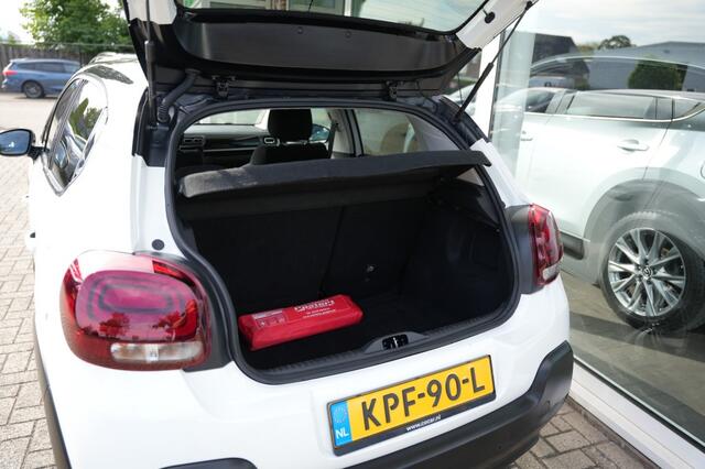 Citroen C3 1.2 PT SHINE. Carplay, Navi , Automaat, Camera